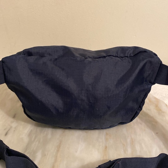 Eddie Bauer stowaway pack waist pouch - Picture 8 of 14